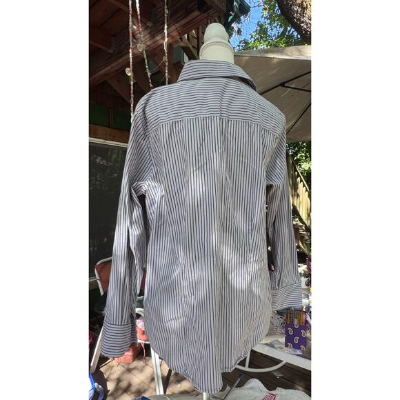 EDDIE BAUER Women's XL Gray White Stripe Wrinkle Free Fit Button Down Shirt - Picture 2 of 8